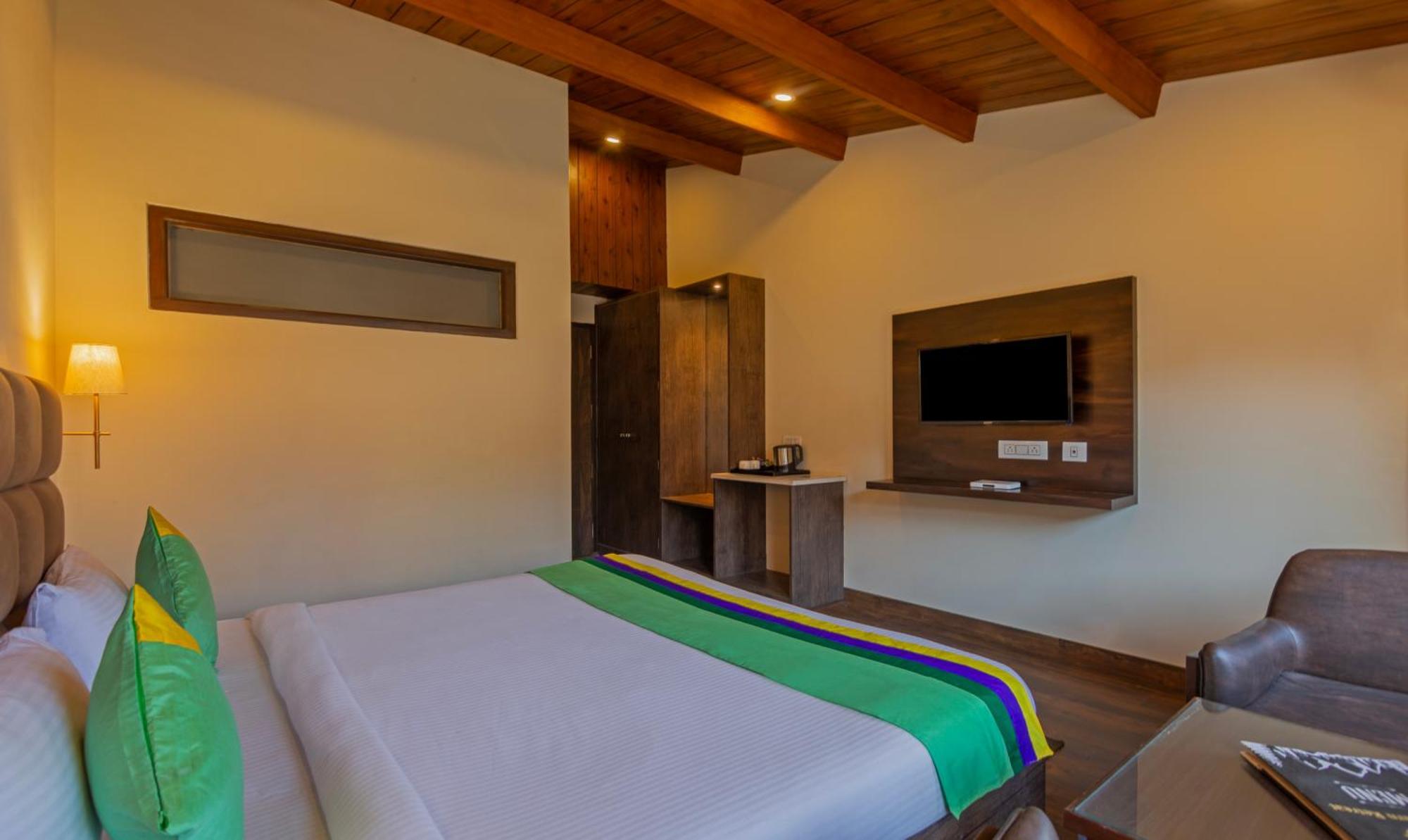 Treebo The Northern Retreat Resort With Mountain View シムラー エクステリア 写真
