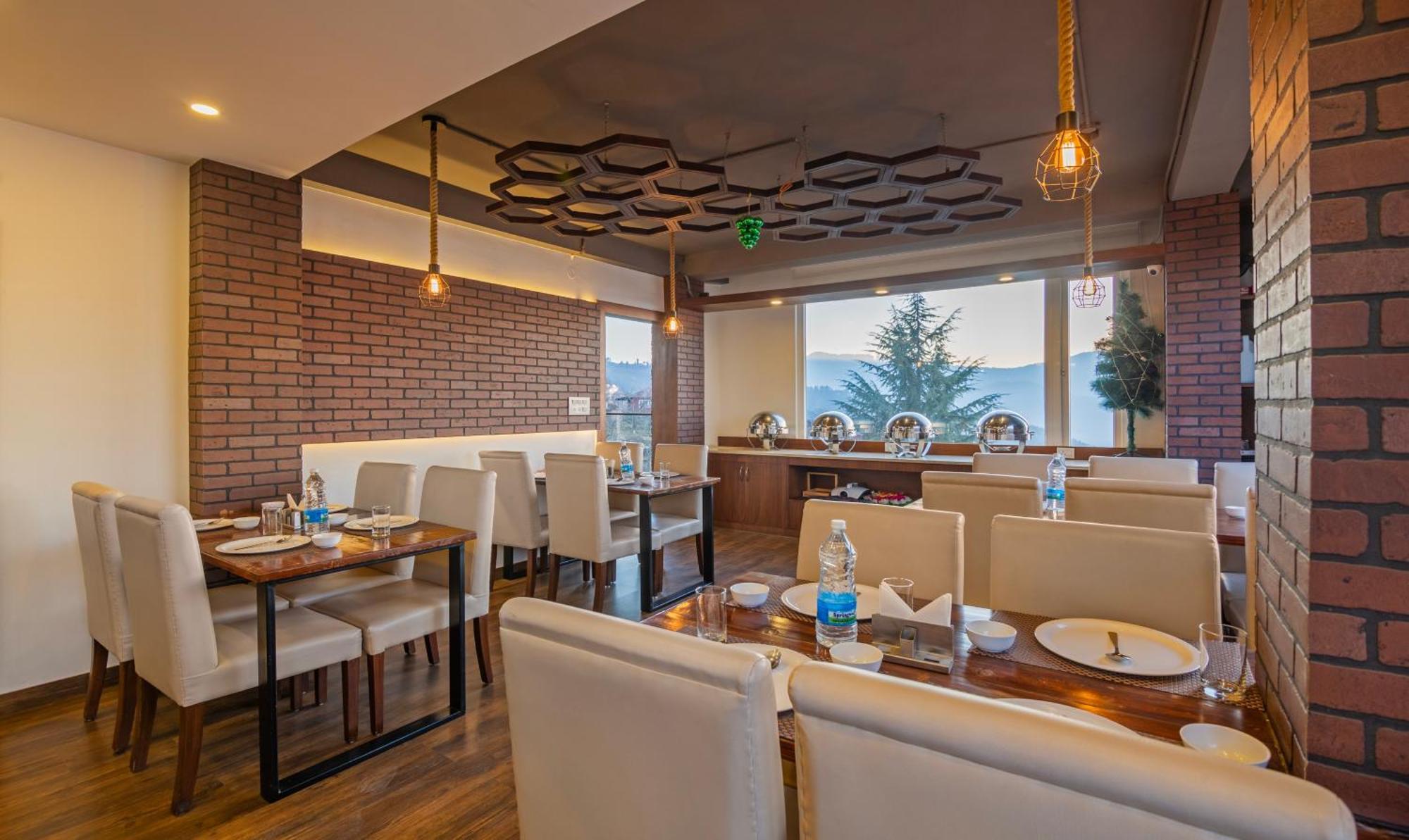 Treebo The Northern Retreat Resort With Mountain View シムラー エクステリア 写真